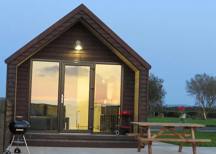 Islandcorr Farm Luxury Glamping Lodges And Self Catering Cottage, Giant\'S Causeway